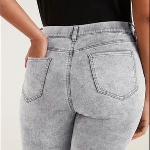 joe’s jeans moon wash jegging 30